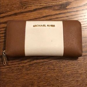Michael Kors zip around wallet